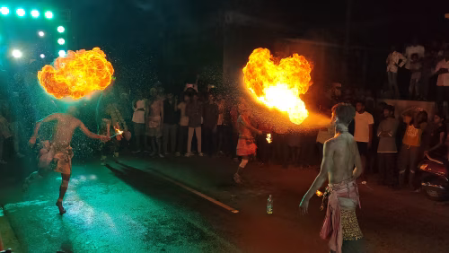 Festival in motion